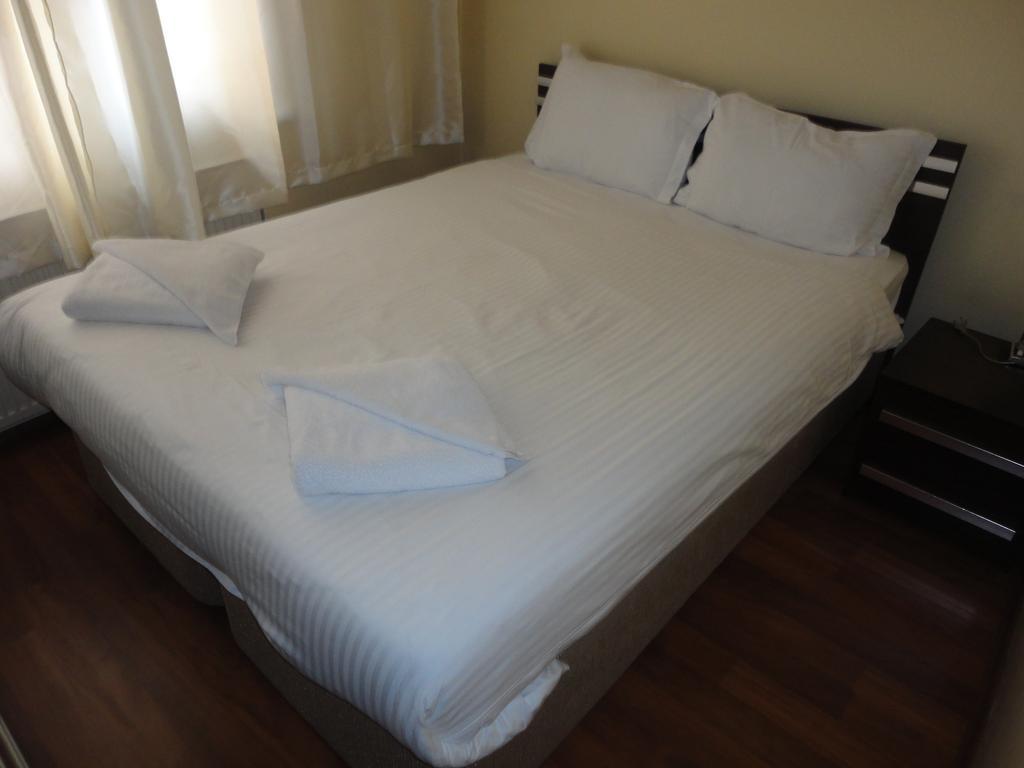 Taksim Park Hotel Istanbul Room photo